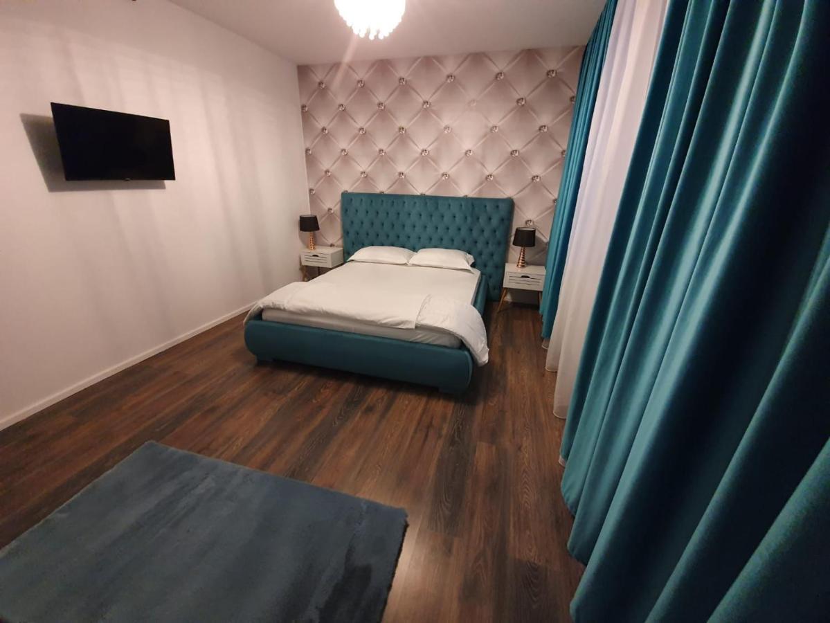 Garsonierre Central Luxury Târgu Jiu Εξωτερικό φωτογραφία
